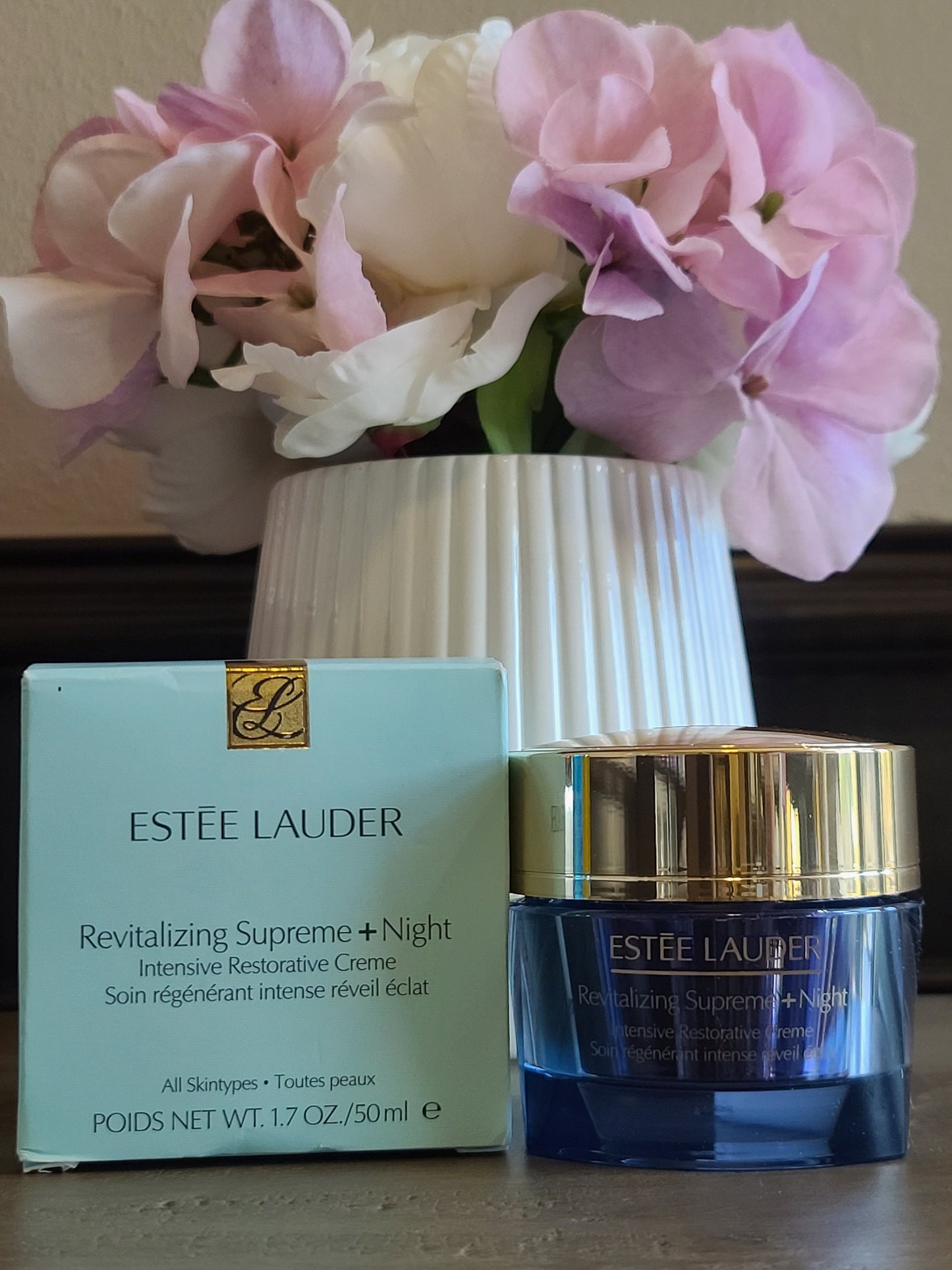 Estee Lauder Revitalizing Supreme+ Night Intensive Restorative Creme